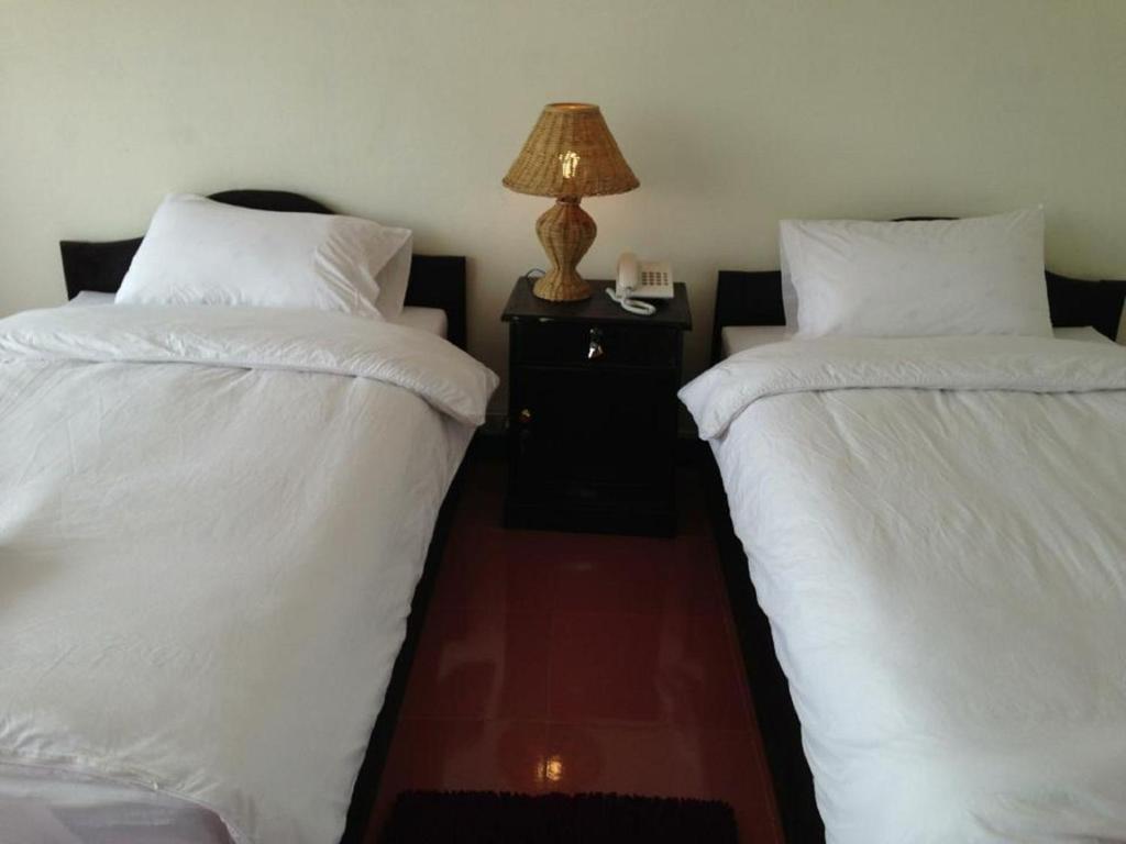 Phoukham Garden Hotel&Resort Xieng Khuang ห้อง รูปภาพ